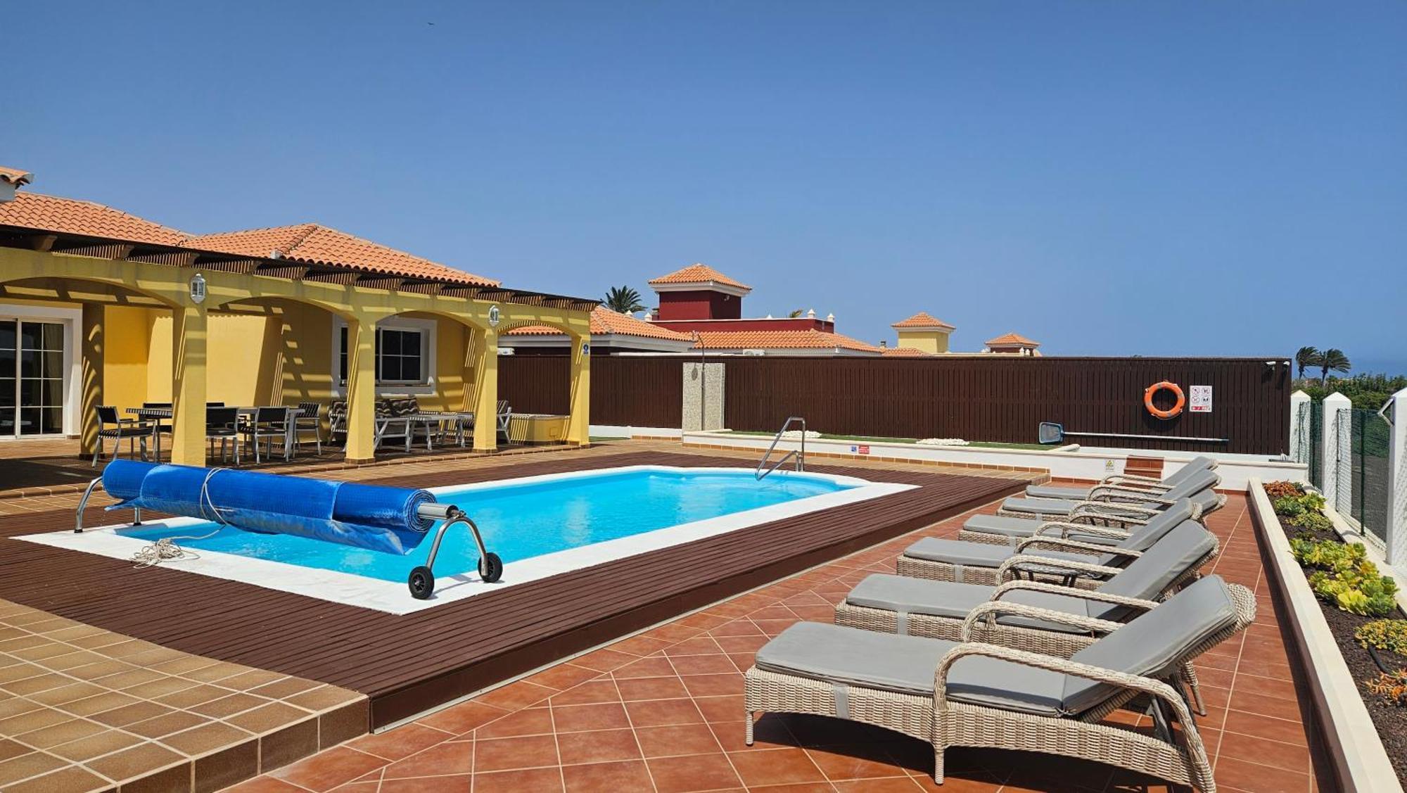 Villa Bonita On Golf In El Descanso ,Caleta Fuste-Fuerteventura Caleta De Fuste Bagian luar foto