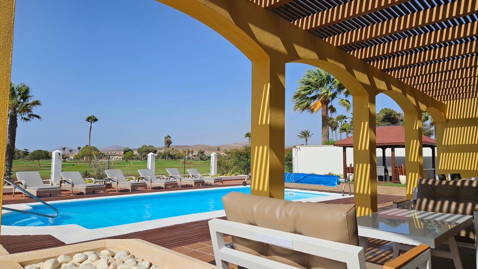 Villa Bonita On Golf In El Descanso ,Caleta Fuste-Fuerteventura Caleta De Fuste Bagian luar foto